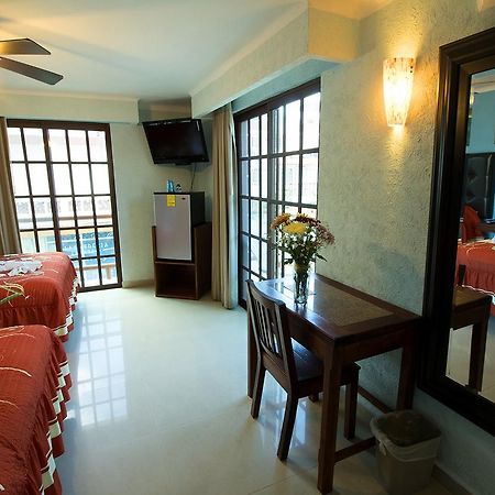 Hotel Isleno Isla Mujeres Bagian luar foto