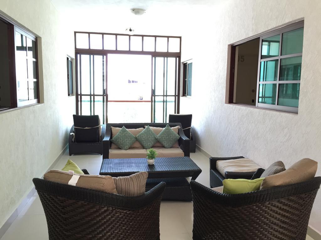 Hotel Isleno Isla Mujeres Bagian luar foto