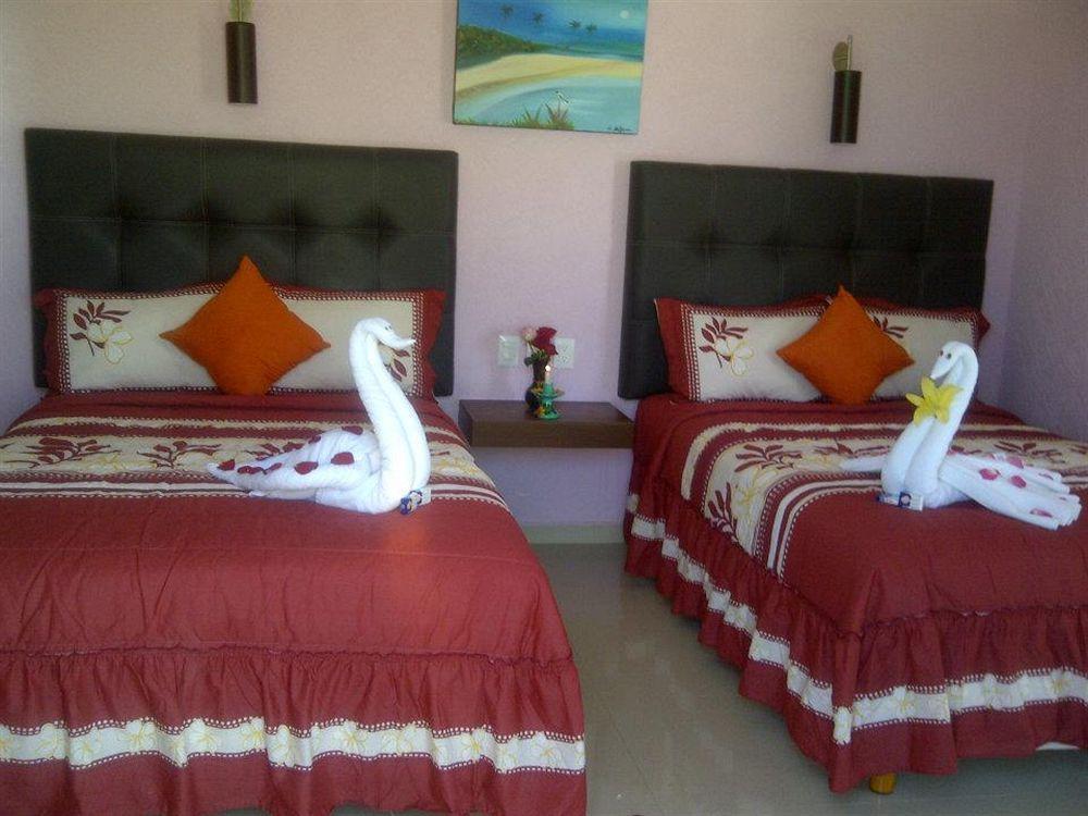 Hotel Isleno Isla Mujeres Bagian luar foto
