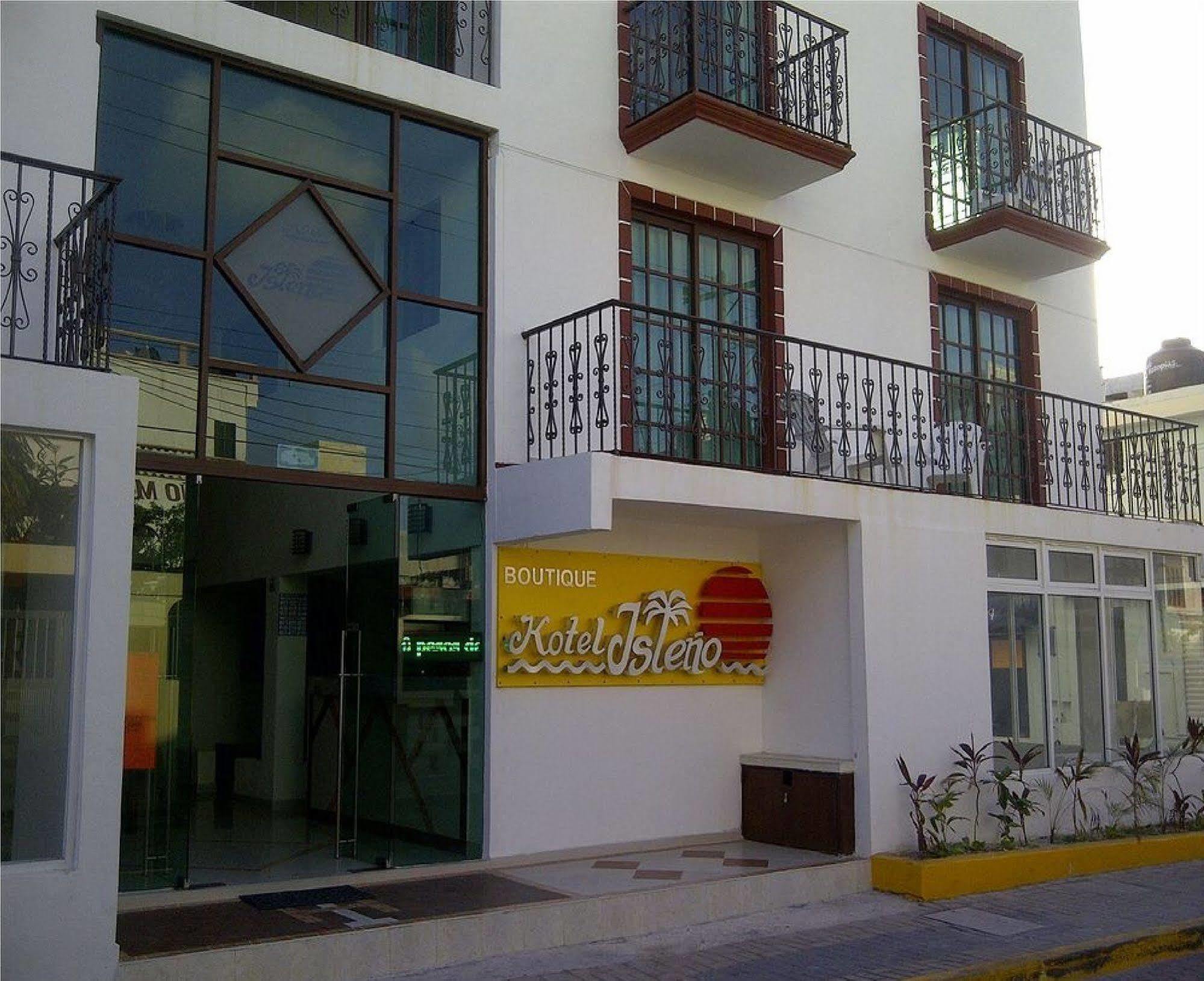 Hotel Isleno Isla Mujeres Bagian luar foto