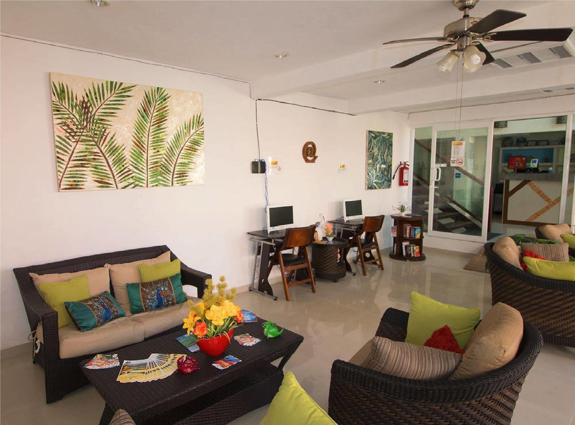 Hotel Isleno Isla Mujeres Bagian luar foto