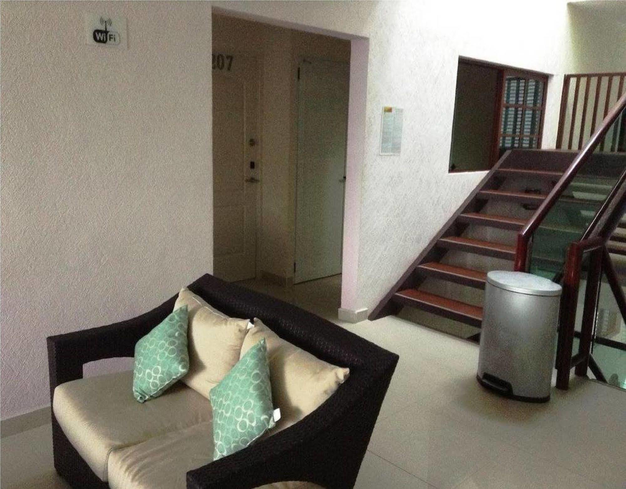 Hotel Isleno Isla Mujeres Bagian luar foto